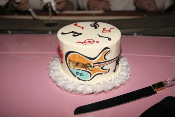 SWEET TREAT CAKE