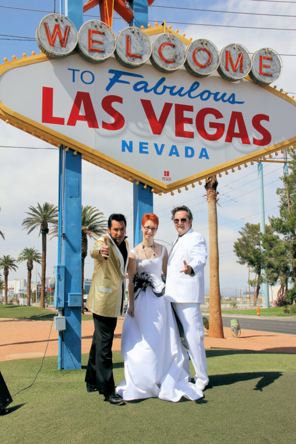 ELVIS ROMANCE WEDDING