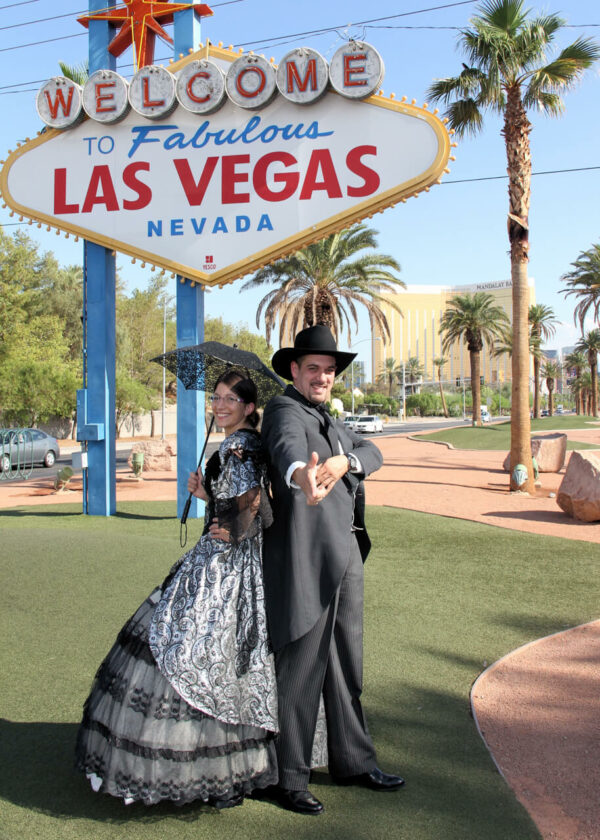 VEGAS SIGN WEDDING