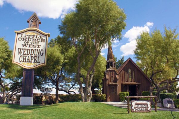 LITTLE CHURCH OF THE WEST WEDDING