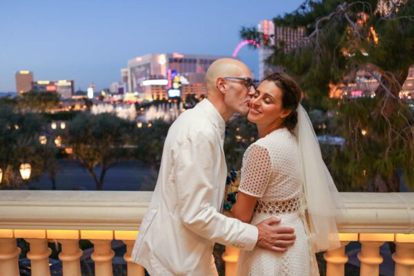 VIP LAS VEGAS ROMANTIC 2 HOUR PHOTO TOUR