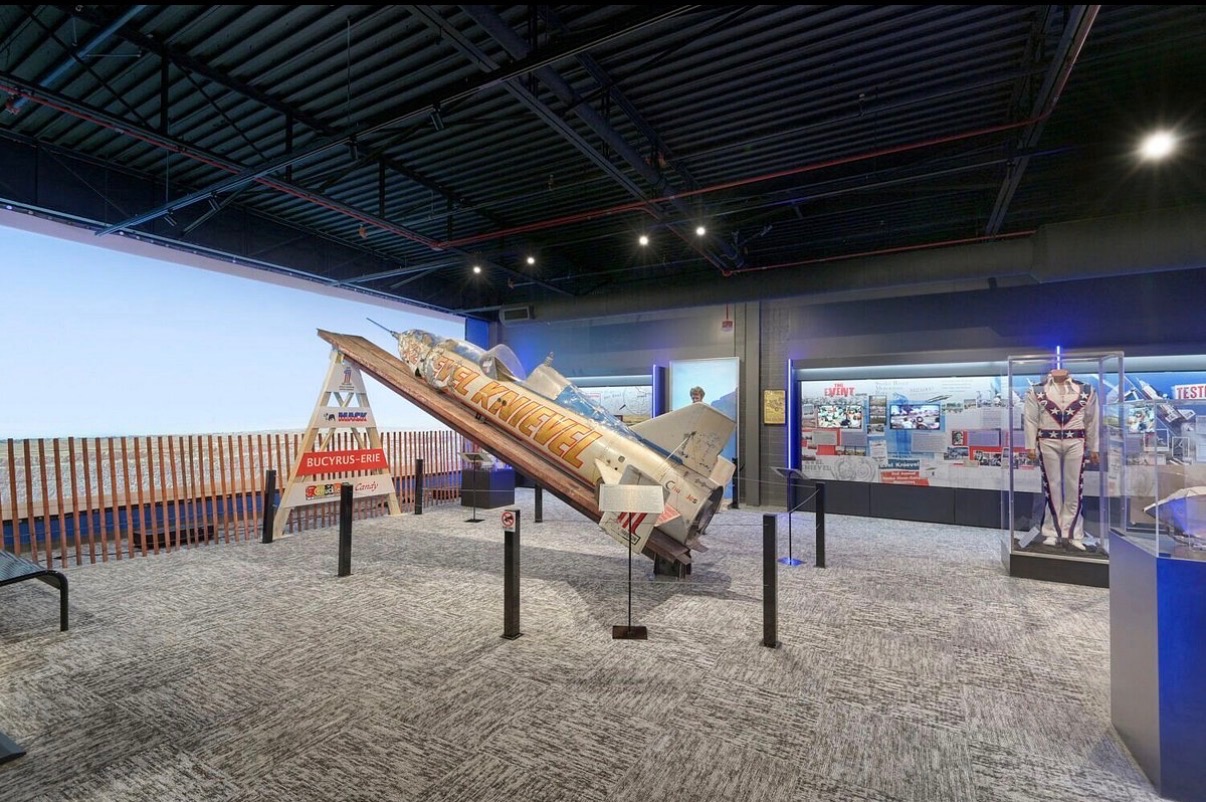 Evel Knievel Ceremony Experience - Image 4