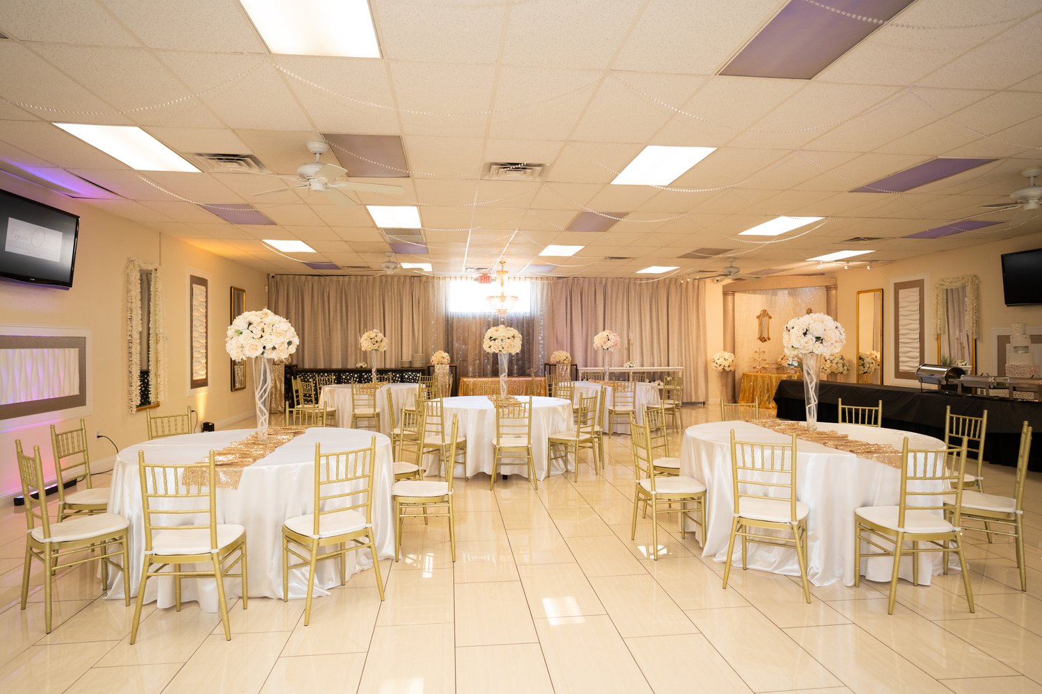 Crystal Hall Micro wedding package - Image 3
