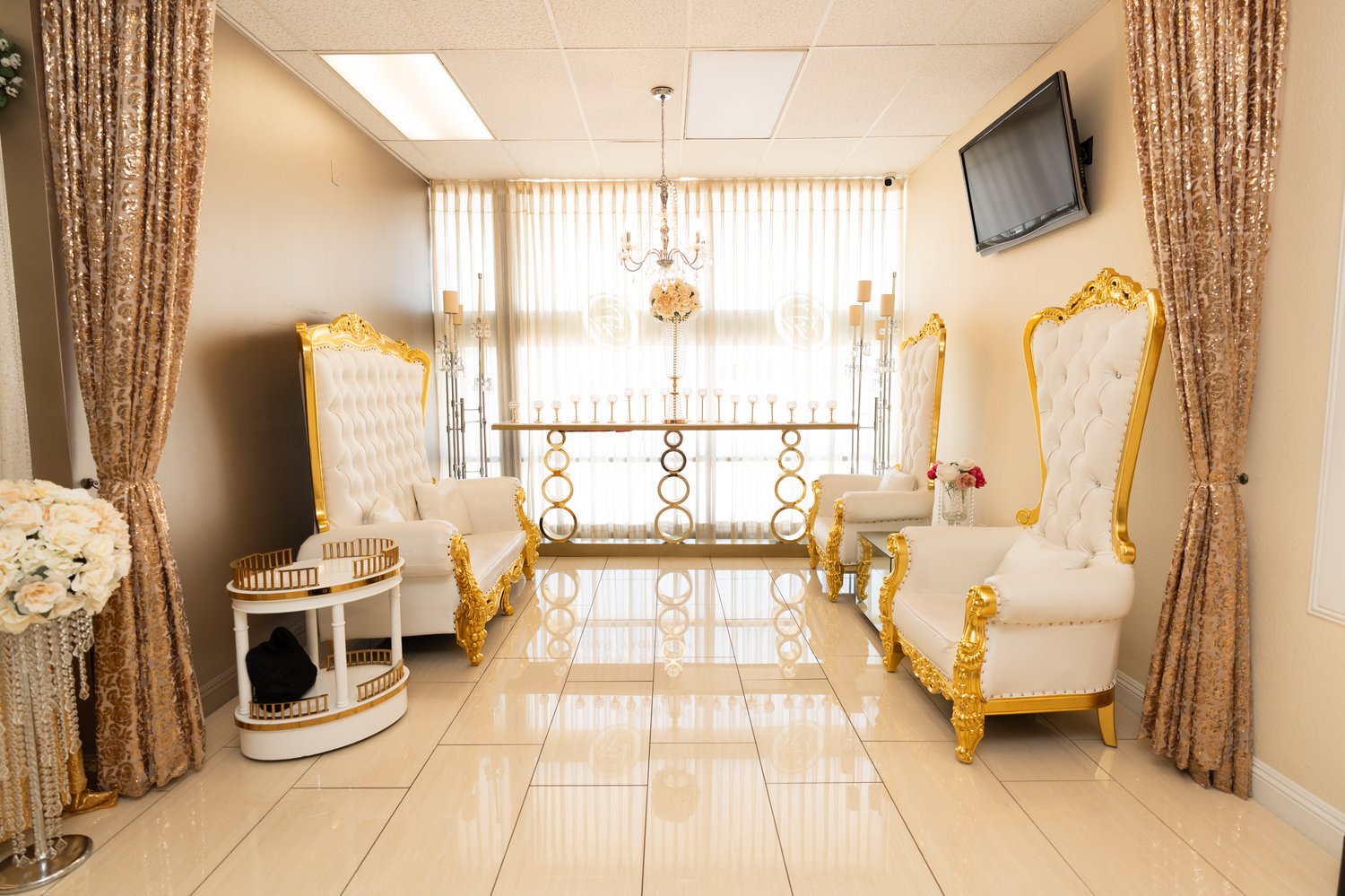 Crystal Hall Micro wedding package - Image 2